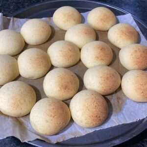 Pan de Yuca (pandebono)